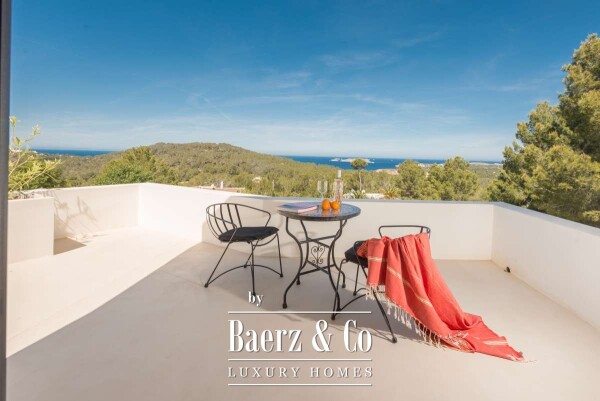 photo 20 Beautiful luxury home in Cala Tarida, Cala Tarida