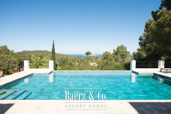 photo 33 Beautiful luxury home in Cala Tarida, Cala Tarida