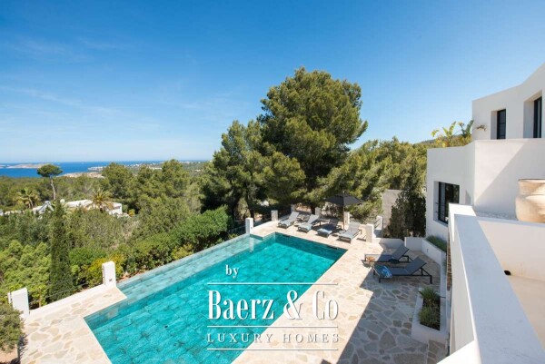 photo 35 Beautiful luxury home in Cala Tarida, Cala Tarida