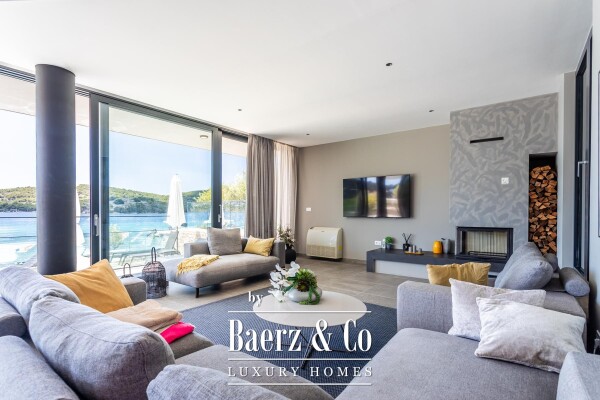photo 17 Tisno, modern villa with a swimming pool, first row to the sea
