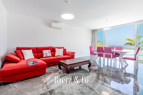 photo 4 Refurbished villa with a separate annexe on Tenerife