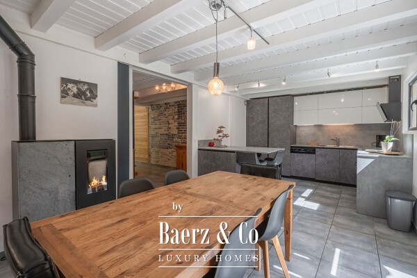 photo 4 Renovated chalet with Mont Blanc views