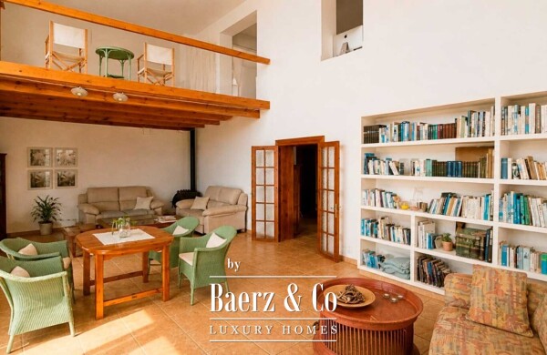 photo 7 SEAFRONT VILLA IN CIUTADELLA, MENORCA, WITH PRIVATE POOL AND EXPANSION POTENTIAL