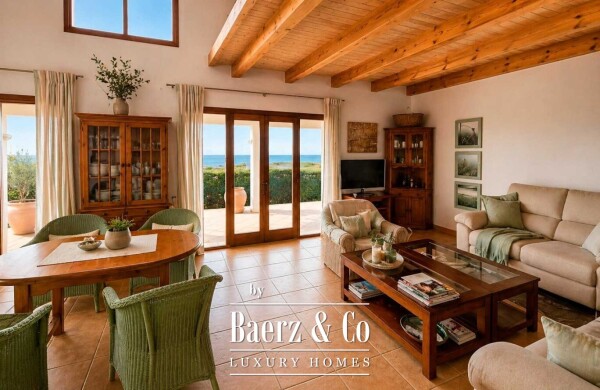photo 8 SEAFRONT VILLA IN CIUTADELLA, MENORCA, WITH PRIVATE POOL AND EXPANSION POTENTIAL