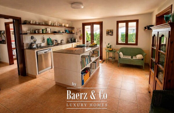photo 10 SEAFRONT VILLA IN CIUTADELLA, MENORCA, WITH PRIVATE POOL AND EXPANSION POTENTIAL