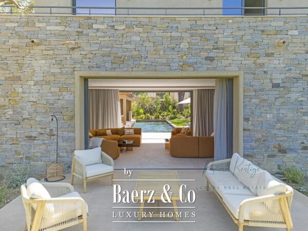 photo 10 Saint-Tropez – Villa with Sea and Village Views