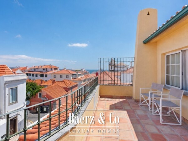 photo 17 Charming Five-Bedroom Villa with Garage in the Historic Centre of Cascais