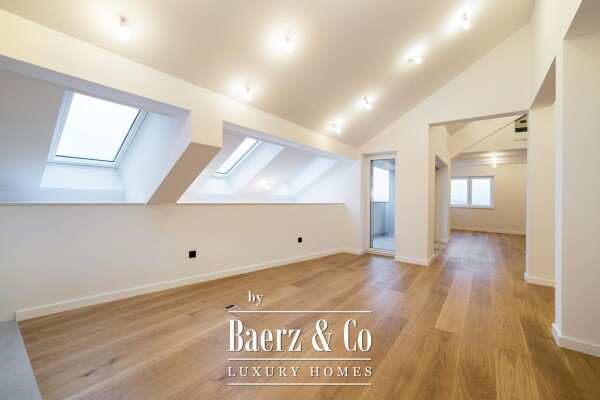 photo 3 Zagreb, Srebrnjak, modern five-room penthouse 194 m² with gallery and garage