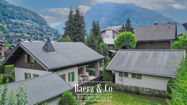 photo 1 Charming 5-bedroom village house - Right in the center
