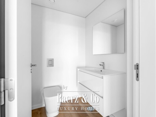 photo 9 Prestigious 3 Bedroom Apartment with River View, in Miraflores