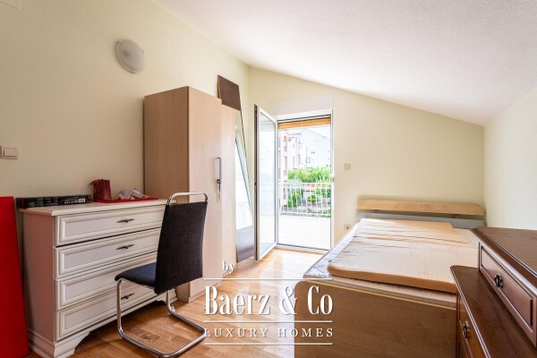 photo 16 Stobreč, a well-built house with 3 apartments, total area of 561 m²