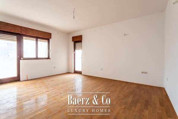 photo 17 Stobreč, a well-built house with 3 apartments, total area of 561 m²