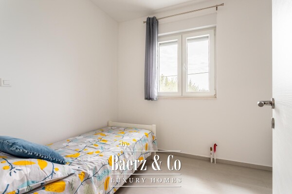 photo 6 Podstrana, newly built house with a pool