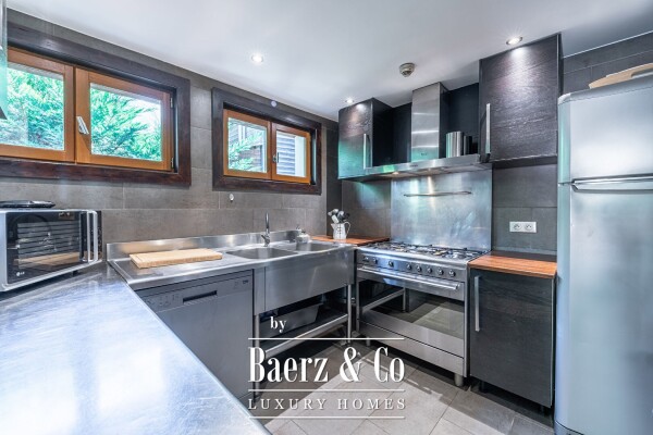 photo 5 Rare property with 10 bedrooms in the heart of Chamonix