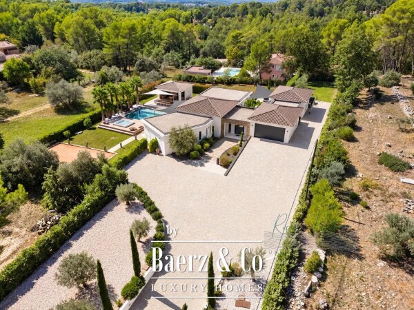 photo 24 Charming Villa with Garden in Draguignan, France