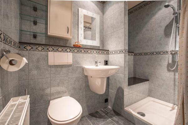 photo 27 Dorpstraat 128