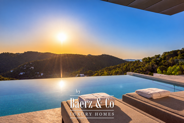 photo 20 Beautiful luxury home in Roca Llisa, Roca Llisa