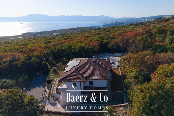 photo 4 Kostrena, a house with a swimming pool and a stunning open sea view