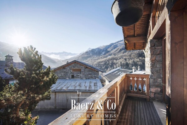 photo 3 AUTHENTIC VILLAGE HOUSE 7 ROOMS - BREATHTAKING VIEW