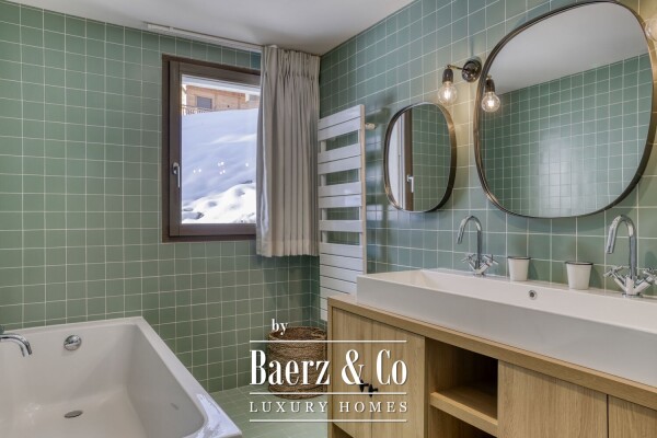 photo 9 Exceptional chalet - 6 bedrooms - Facing Mont Blanc