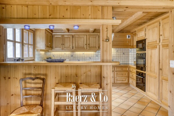 photo 3 Authentic chalet - 6 bedrooms - Unobstructed views of Mont Blanc