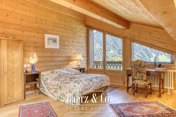 photo 6 Authentic chalet - 6 bedrooms - Unobstructed views of Mont Blanc