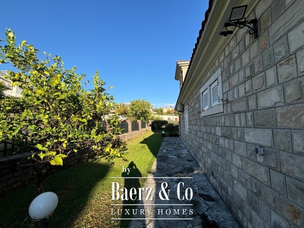 photo 6 Villa in Herceg Novi Near the Yacht Marina