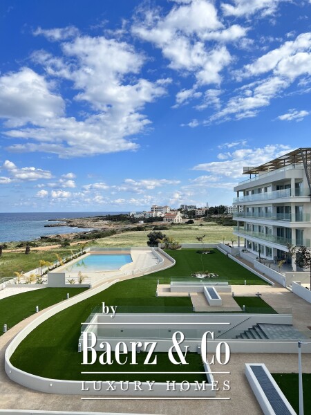 photo 3 Q Emerald Bay – key ready furnished 3 bedroom penthouse with sea view, beachfront Protaras (B402)