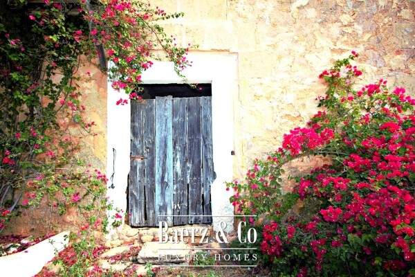 photo 14 Beautiful luxury home in Manacor, Manacor