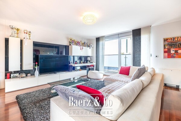 photo 2 Zagreb, Vrbik, 4-room apartment 202 m² and 2 garage parking spaces.