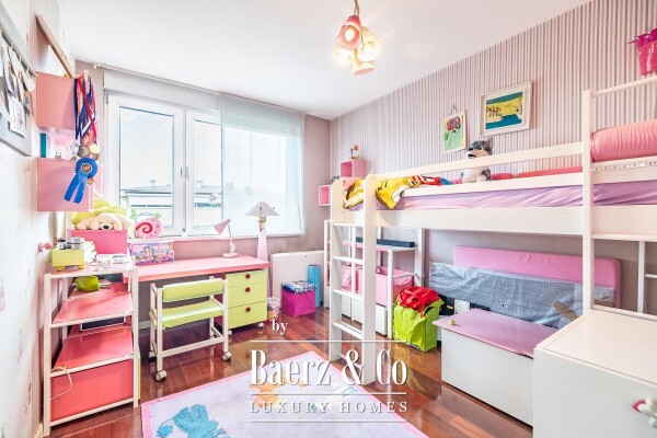 photo 11 Zagreb, Vrbik, 4-room apartment 202 m² and 2 garage parking spaces.