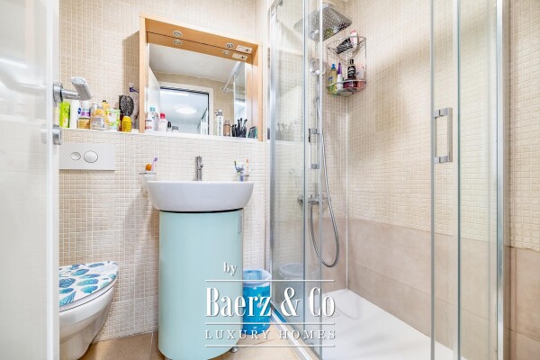 photo 12 Zagreb, Vrbik, 4-room apartment 202 m² and 2 garage parking spaces.