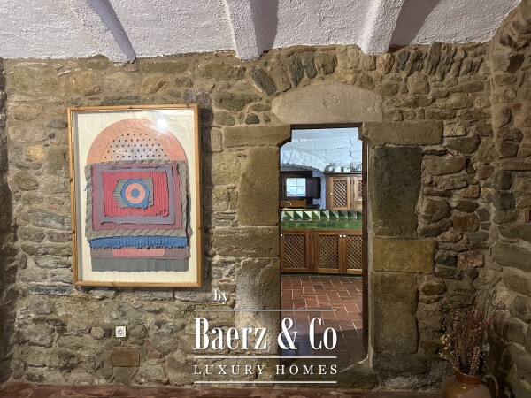 photo 14 Stone House in Monells