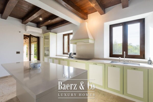 photo 9 Istria, Višnjan, a beautiful stone villa with a pool in a peaceful natural setting