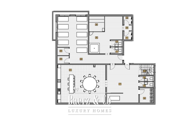 photo 2 Senj, City Centre, 385 m² duplex apartment with a 700 m² garden