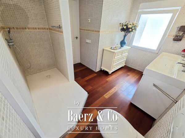 photo 35 Exclusive villa situated in prestigious residential area Tenerife