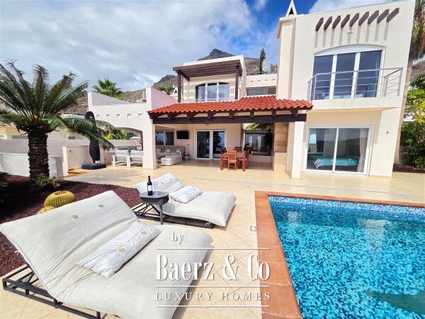 photo 57 Exclusive villa situated in prestigious residential area Tenerife