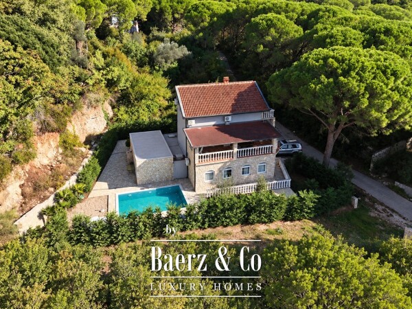 photo 2 Sea View House in a Pine Forest with Private Pool