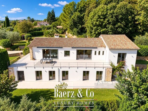 photo 3 VALBONNE - Charming residence 5 minutes on foot from the old village
