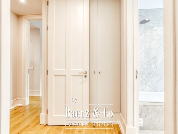photo 11 Luxury 2 bedroom with 140sqm garden and garage in Lisbon