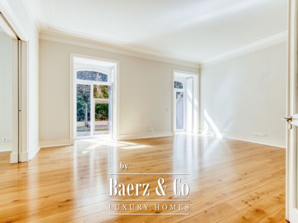 photo 18 Luxury 2 bedroom with 140sqm garden and garage in Lisbon