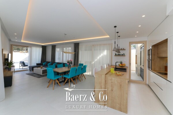 photo 8 Brač, Supetar, luxury villa in an attractive location
