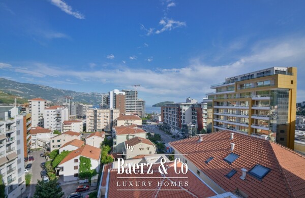 photo 3 Luxury Three-Bedroom Apartment with Garage in Budva Center