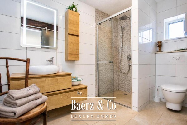 photo 6 Trogir area, stone villa with a swimming pool and a Mediterranean garden
