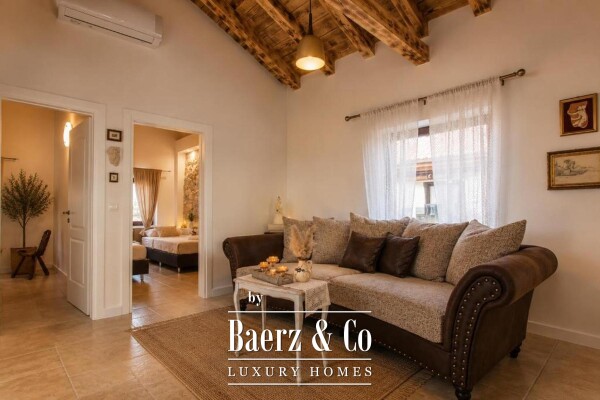 photo 10 Trogir area, stone villa with a swimming pool and a Mediterranean garden