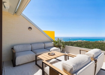 Luxury Garden Villa with Private Terrace