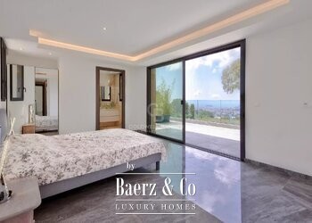 Mougins