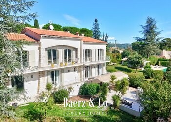 Mougins