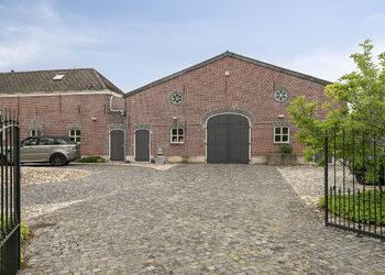WOUW