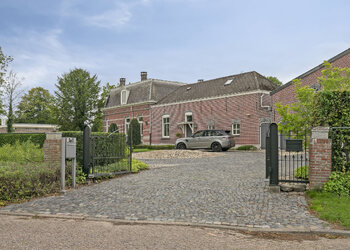 WOUW